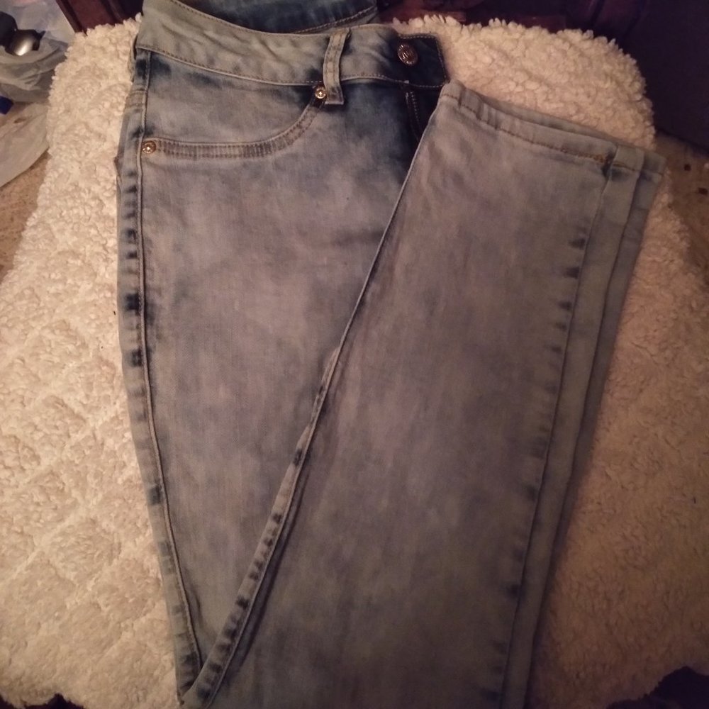 *HOST PICK* Nicki Minaj Skinny Jeans